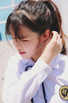 年轻的保姆